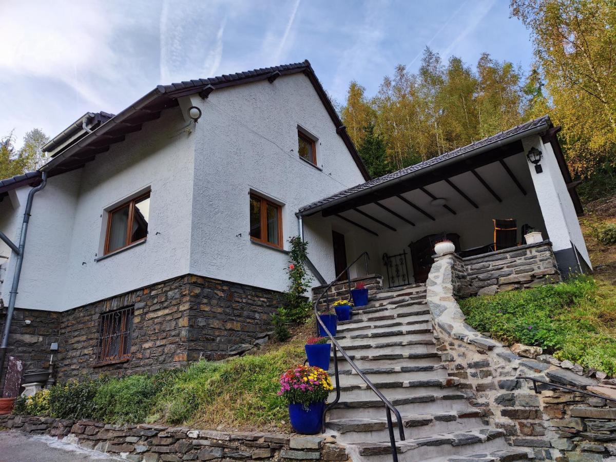Вилла Wohlfuehloase Eifelsteig Зиммерат Экстерьер фото
